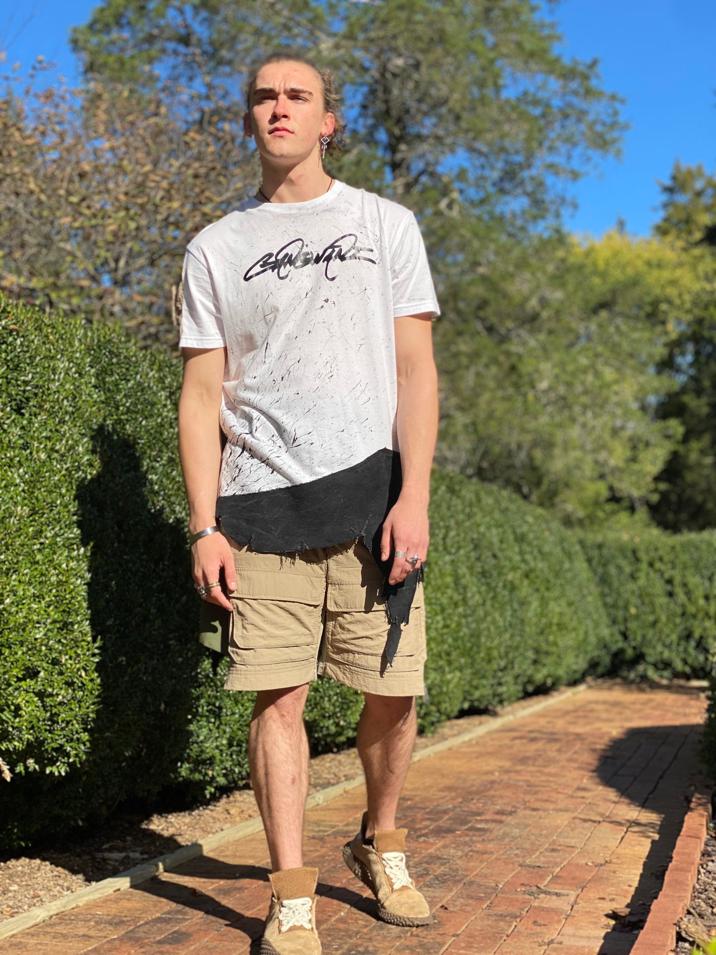 โ๐-๐๐๐๐โ