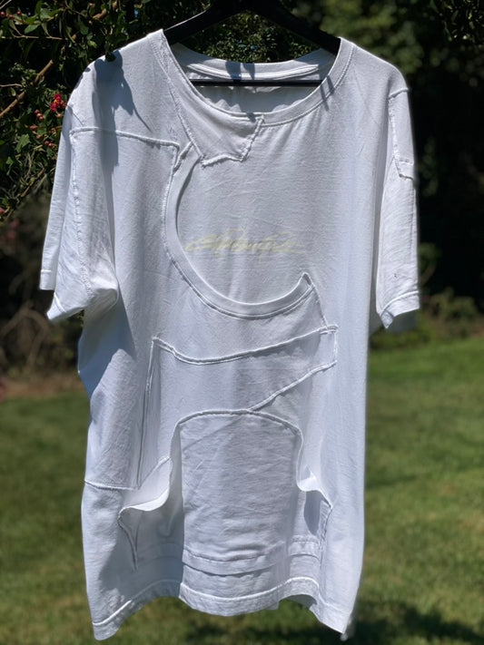 “𝙒𝙃𝙄𝙏𝙀 𝙈𝙄𝙍𝘼𝙂𝙀”