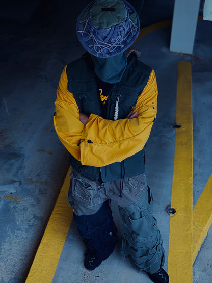 “𝘼.𝙈. 𝙁𝙇𝙄𝙂𝙃𝙏”